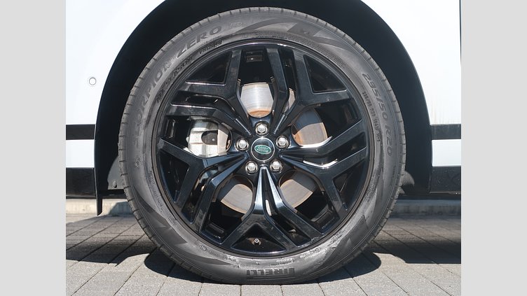 2020 認定中古車 Land Rover Range Rover Evoque ユーロンホワイト P300 R-DYNAMIC HSE