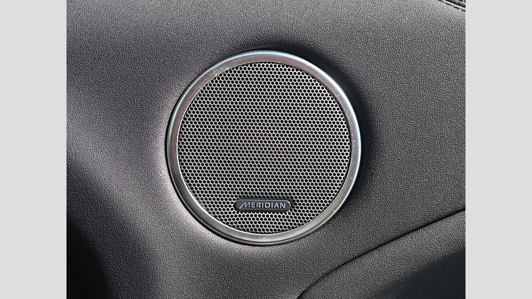 2020 認定中古車 Land Rover Range Rover Evoque ユーロンホワイト P300 R-DYNAMIC HSE