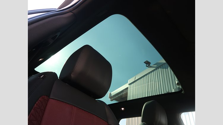 2020 認定中古車 Land Rover Range Rover Evoque ユーロンホワイト P300 R-DYNAMIC HSE