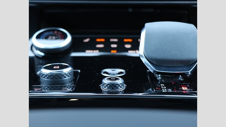 2023 認定中古車 Land Rover Range Rover Sport ヴァレジネブルー 3.0リッター6気筒300PSターボチャージドディーゼルMHEV（オートマチック） AUTOBIOGRAPHY