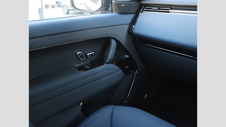 2023 認定中古車 Land Rover Range Rover Sport ヴァレジネブルー 3.0リッター6気筒300PSターボチャージドディーゼルMHEV（オートマチック） AUTOBIOGRAPHY