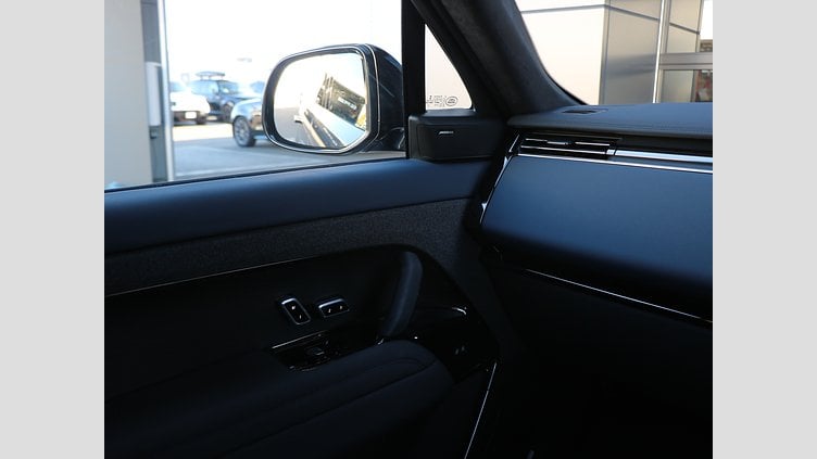 2023 認定中古車 Land Rover Range Rover Sport ヴァレジネブルー 3.0リッター6気筒300PSターボチャージドディーゼルMHEV（オートマチック） AUTOBIOGRAPHY