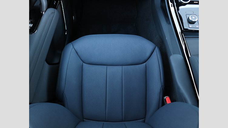 2023 認定中古車 Land Rover Range Rover Sport ヴァレジネブルー 3.0リッター6気筒300PSターボチャージドディーゼルMHEV（オートマチック） AUTOBIOGRAPHY