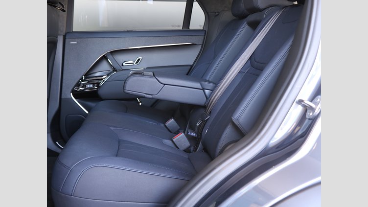 2023 認定中古車 Land Rover Range Rover Sport ヴァレジネブルー 3.0リッター6気筒300PSターボチャージドディーゼルMHEV（オートマチック） AUTOBIOGRAPHY