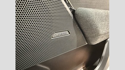 Range Rover Velar 17