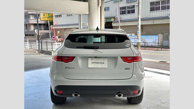 2024 認定中古車 Jaguar F-Pace Yulong White 2.0L I4 Pet Mid DOHC AJ200 Rスポーツ　P250