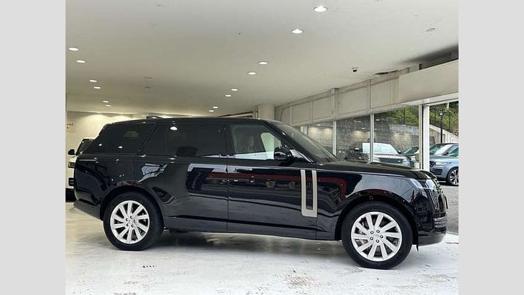 2023 認定中古車 Land Rover Range Rover フジホワイト P530 AWD（AT） ロングホイールベース SE