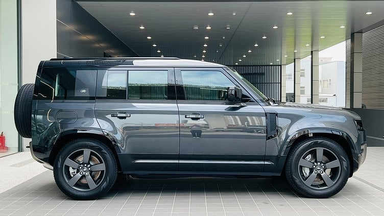 2024 新車 Land Rover Defender 110 (1AU) 喀爾巴阡灰 Carpathian Grey D300 AWD AUTOMATIC MHEV X-DYNAMIC HSE