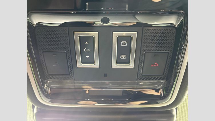 2024 認定中古車 Land Rover Range Rover Velar ザダルグレイ D200マイルドハイブリッド（ディーゼル） Standard Wheelbase Dynamic HSE