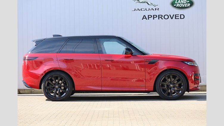 2023 認定中古車 Land Rover Range Rover Sport フィレンツェレッド 3.0リッター6気筒300PSターボチャージドディーゼルMHEV（オートマチック） AUTOBIOGRAPHY