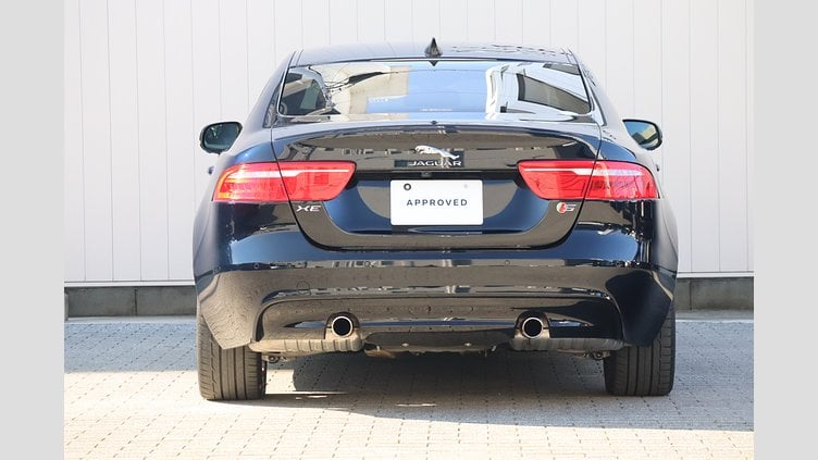 2016 認定中古車 Jaguar XE セレスティアルブラック 3.0P S