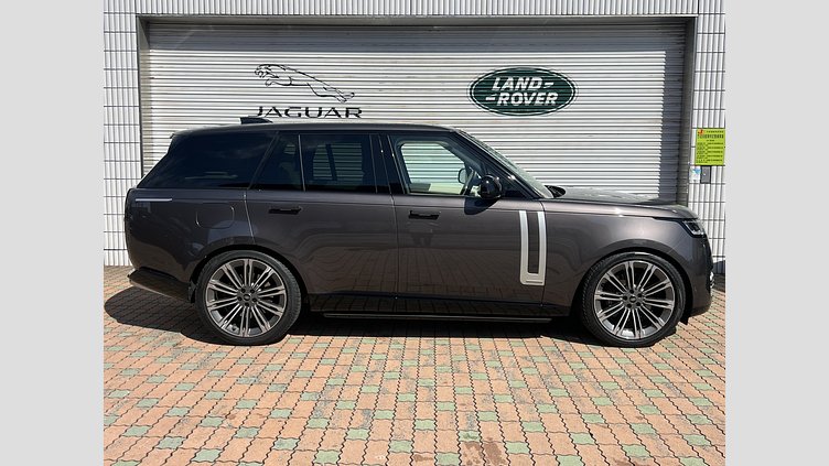 2023 認定中古車 Land Rover Range Rover シャラントグレー P530 AWD（AT） スタンダードホイールベース AUTOBIOGRAPHY