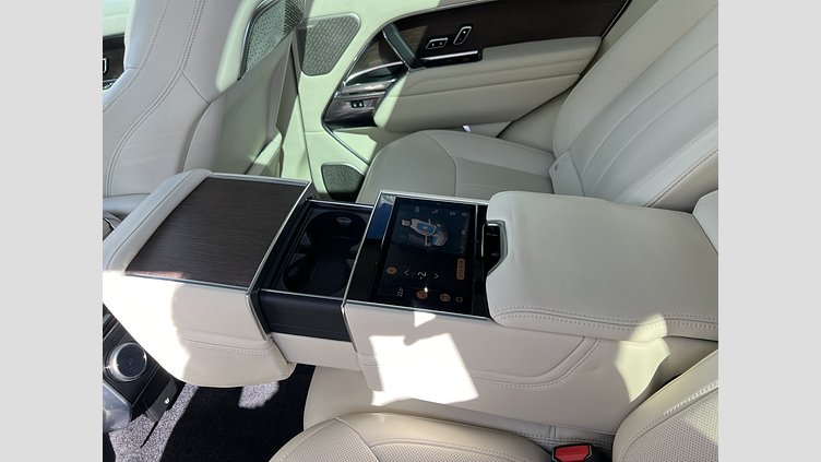 2023 認定中古車 Land Rover Range Rover シャラントグレー P530 AWD（AT） スタンダードホイールベース AUTOBIOGRAPHY