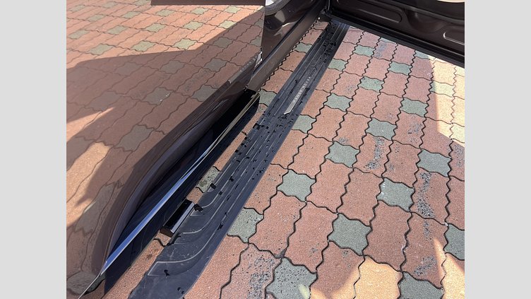 2023 認定中古車 Land Rover Range Rover シャラントグレー P530 AWD（AT） スタンダードホイールベース AUTOBIOGRAPHY