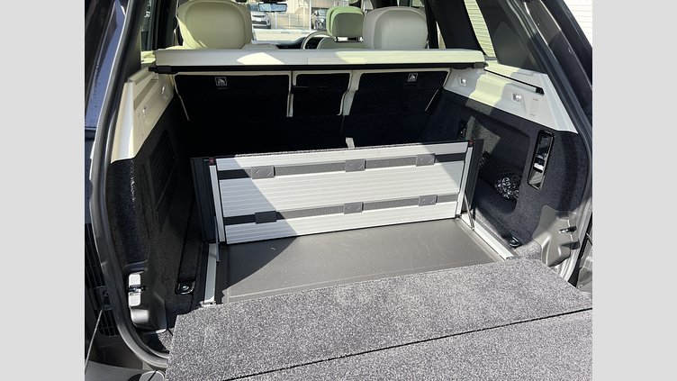 2023 認定中古車 Land Rover Range Rover シャラントグレー P530 AWD（AT） スタンダードホイールベース AUTOBIOGRAPHY