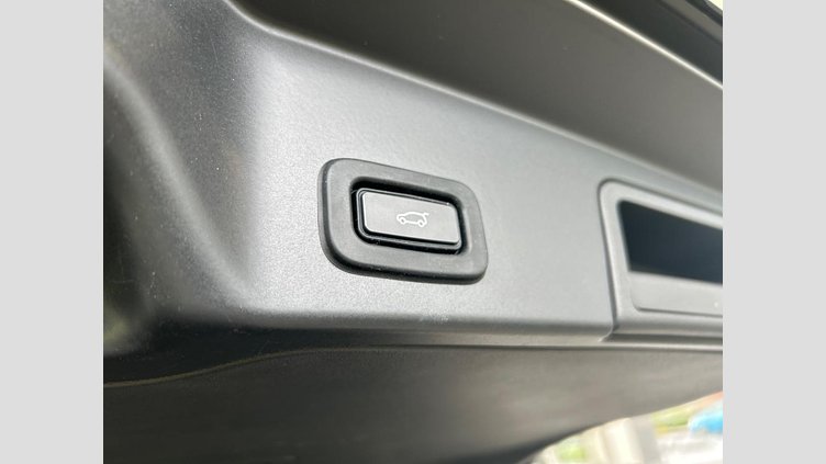 2020 認定中古車 Land Rover Range Rover Evoque サントリーニブラック P200 S