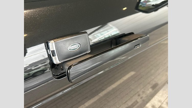 2020 認定中古車 Land Rover Range Rover Evoque サントリーニブラック P200 S