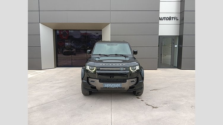 2024 SKLADOVÉ VOZIDLÁ Land Rover Defender 110 Santorini Black 3.0D I6 MHEV X-Dynamic SE