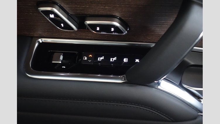2023 認定中古車 Land Rover Range Rover オストゥーニパールホワイト P530 AWD（AT） ロングホイールベース7席シート AUTOBIOGRAPHY