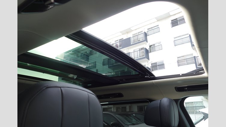 2023 認定中古車 Land Rover Range Rover オストゥーニパールホワイト P530 AWD（AT） ロングホイールベース7席シート AUTOBIOGRAPHY