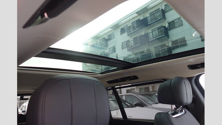 2023 認定中古車 Land Rover Range Rover オストゥーニパールホワイト P530 AWD（AT） ロングホイールベース7席シート AUTOBIOGRAPHY