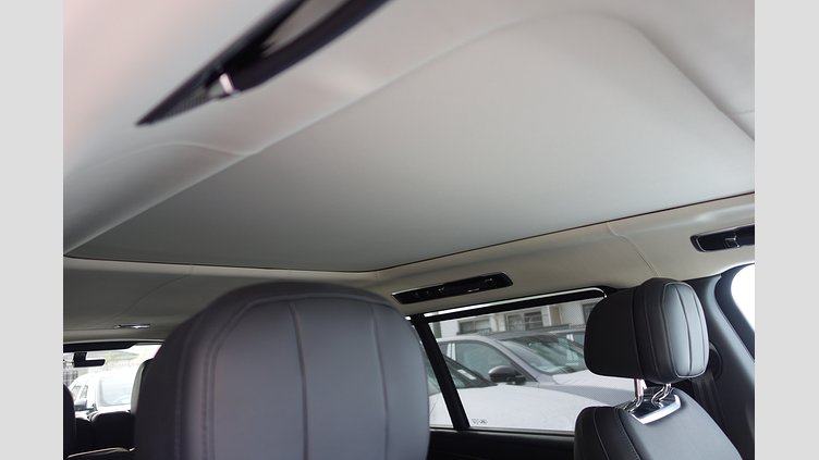 2023 認定中古車 Land Rover Range Rover オストゥーニパールホワイト P530 AWD（AT） ロングホイールベース7席シート AUTOBIOGRAPHY