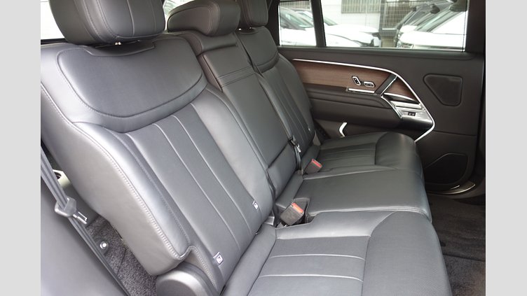 2023 認定中古車 Land Rover Range Rover オストゥーニパールホワイト P530 AWD（AT） ロングホイールベース7席シート AUTOBIOGRAPHY
