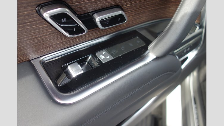2023 認定中古車 Land Rover Range Rover オストゥーニパールホワイト P530 AWD（AT） ロングホイールベース7席シート AUTOBIOGRAPHY