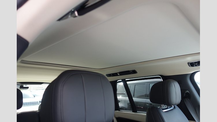 2023 認定中古車 Land Rover Range Rover フジホワイト D300 AWD MHEV（AT） スタンダードホイールベース HSE