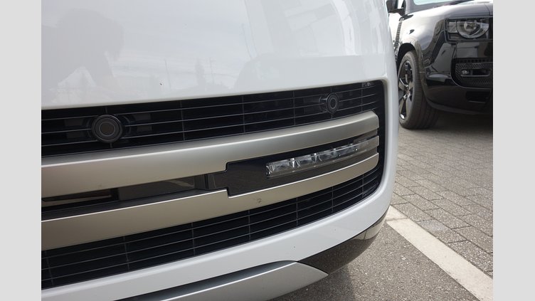 2023 認定中古車 Land Rover Range Rover フジホワイト D300 AWD MHEV（AT） スタンダードホイールベース HSE