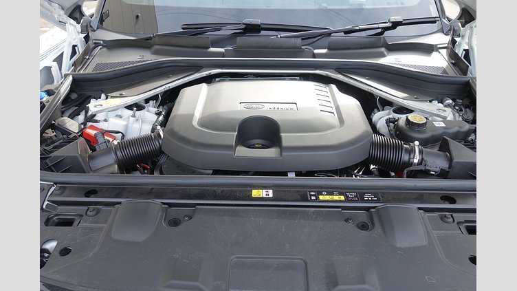 2023 認定中古車 Land Rover Range Rover フジホワイト D300 AWD MHEV（AT） スタンダードホイールベース HSE