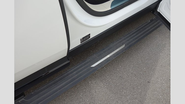 2023 認定中古車 Land Rover Range Rover フジホワイト D300 AWD MHEV（AT） スタンダードホイールベース HSE