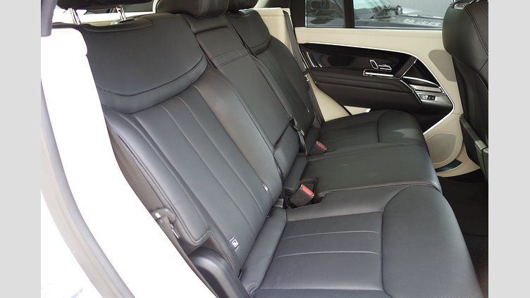 2023 認定中古車 Land Rover Range Rover フジホワイト D300 AWD MHEV（AT） スタンダードホイールベース HSE