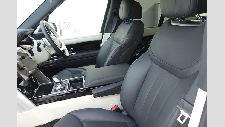 2023 認定中古車 Land Rover Range Rover フジホワイト D300 AWD MHEV（AT） スタンダードホイールベース HSE