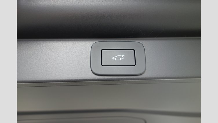 2023 認定中古車 Land Rover Range Rover フジホワイト D300 AWD MHEV（AT） スタンダードホイールベース HSE