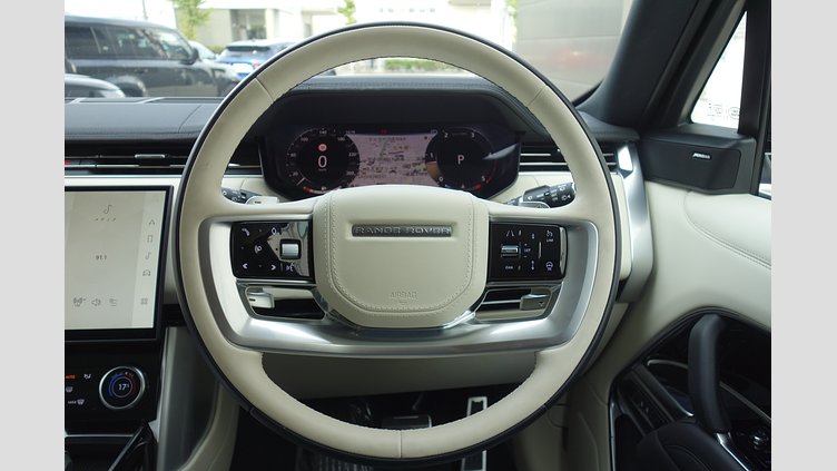 2023 認定中古車 Land Rover Range Rover フジホワイト D300 AWD MHEV（AT） スタンダードホイールベース HSE