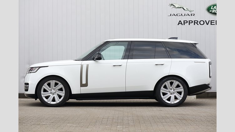 2023 認定中古車 Land Rover Range Rover フジホワイト D300 AWD MHEV（AT） スタンダードホイールベース HSE