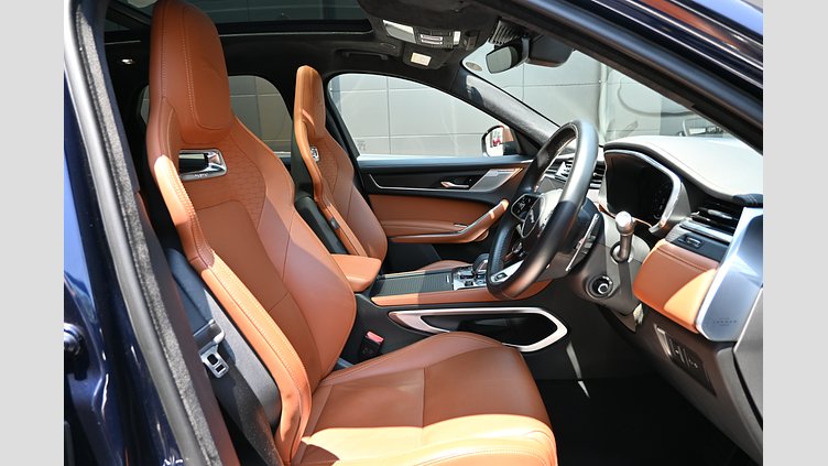 2024 認定中古車 Jaguar F-Pace Portofino Blue 2.0L I4 Pet Mid DOHC AJ200 R-DYNMIC HSE P250