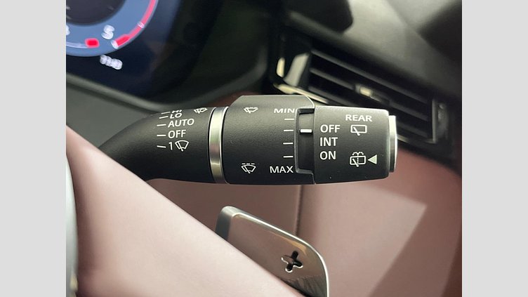 2023 認定中古車 Land Rover Range Rover Velar ザダルグレイ D200マイルドハイブリッド（ディーゼル） Standard Wheelbase Dynamic HSE