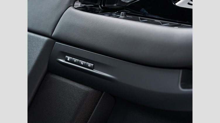 2024 認定中古車 Land Rover Range Rover Evoque トライベッカブルー P250（ガソリン） DYNAMIC HSE