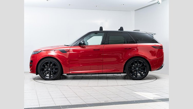 2023 認定中古車 Land Rover Range Rover Sport フィレンツェレッド 3.0リッター6気筒300PSターボチャージドディーゼルMHEV（オートマチック） AUTOBIOGRAPHY