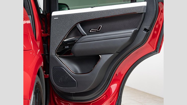 2023 認定中古車 Land Rover Range Rover Sport フィレンツェレッド 3.0リッター6気筒300PSターボチャージドディーゼルMHEV（オートマチック） AUTOBIOGRAPHY