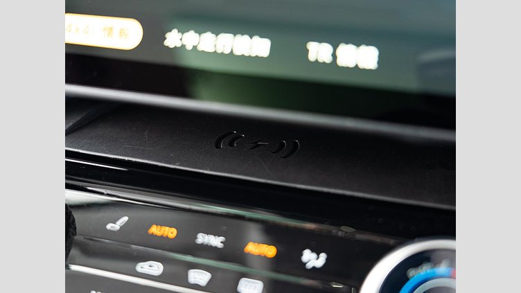 2023 認定中古車 Land Rover Range Rover Sport フィレンツェレッド 3.0リッター6気筒300PSターボチャージドディーゼルMHEV（オートマチック） AUTOBIOGRAPHY