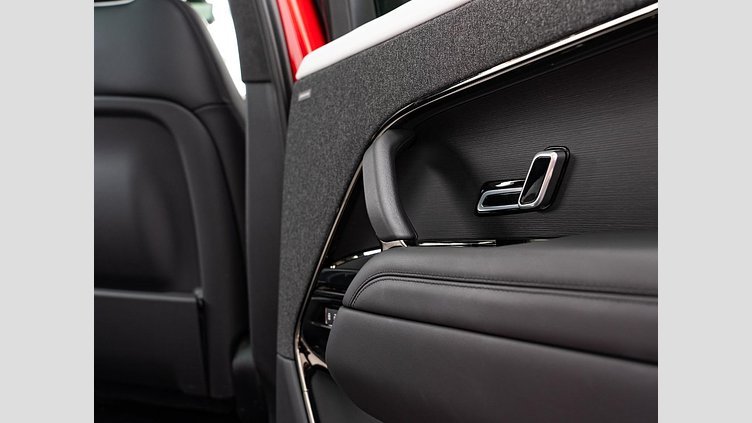 2023 認定中古車 Land Rover Range Rover Sport フィレンツェレッド 3.0リッター6気筒300PSターボチャージドディーゼルMHEV（オートマチック） AUTOBIOGRAPHY