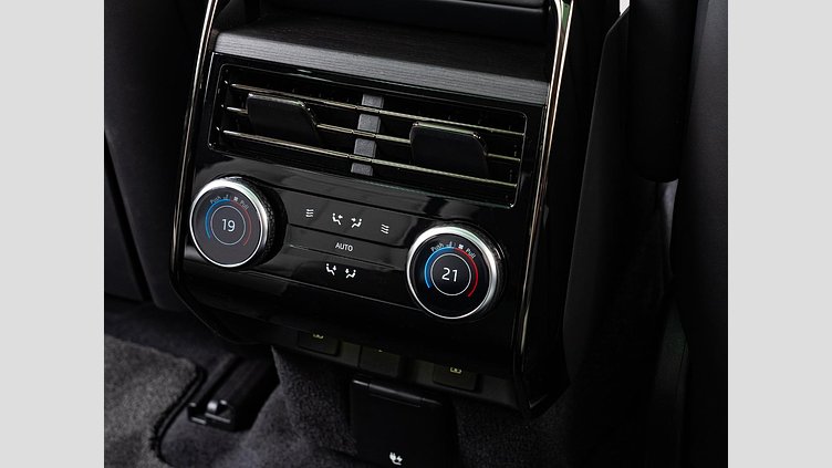 2023 認定中古車 Land Rover Range Rover Sport フィレンツェレッド 3.0リッター6気筒300PSターボチャージドディーゼルMHEV（オートマチック） AUTOBIOGRAPHY