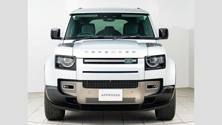 2024 認定中古車 Land Rover Defender 110 ハクバシルバー D300 AWD（AT） X-DYNAMIC HSE