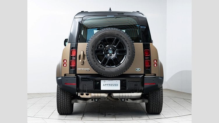 2023 認定中古車 Land Rover Defender 110 ゴンドワナストーン D300 AWD（AT） S