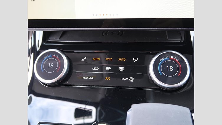 2023 認定中古車 Land Rover Range Rover Sport フィレンツェレッド 3.0リッター6気筒300PSターボチャージドディーゼルMHEV（オートマチック） AUTOBIOGRAPHY