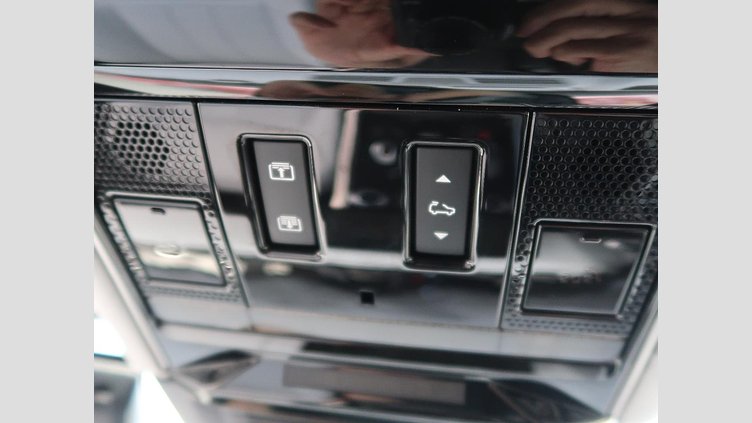 2023 認定中古車 Land Rover Range Rover Sport フィレンツェレッド 3.0リッター6気筒300PSターボチャージドディーゼルMHEV（オートマチック） AUTOBIOGRAPHY