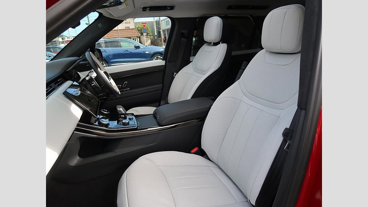 2023 認定中古車 Land Rover Range Rover Sport フィレンツェレッド 3.0リッター6気筒300PSターボチャージドディーゼルMHEV（オートマチック） AUTOBIOGRAPHY